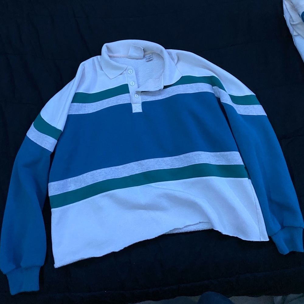 women’s sweatshirt